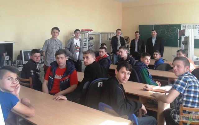 Студенти Свалявського технічного коледжу на інженерно-технічному факультеті УжНУ