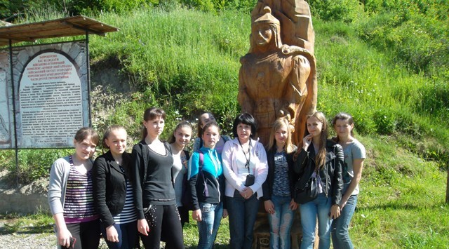 Свалявські студенти біля лінії Арпада
