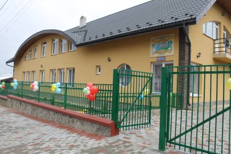 У селі Дюла на Виноградівщині відкрили новий дитсадок