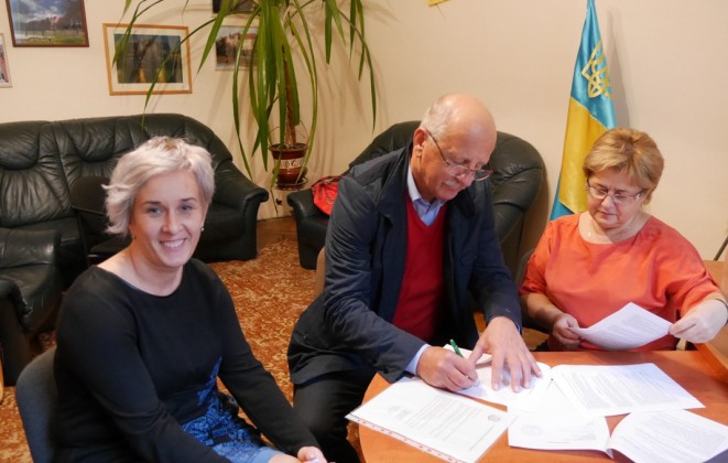 Ужгородська лінгвістична гімназія підписала договір про співпрацю з гімназією із Михайлівців (Словаччина)