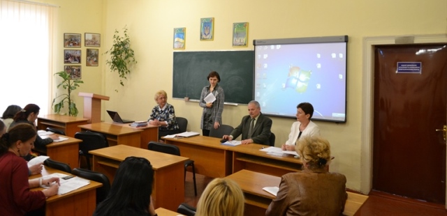 Нарада щодо викладання української мови у школах нацменшин в Ужгороді