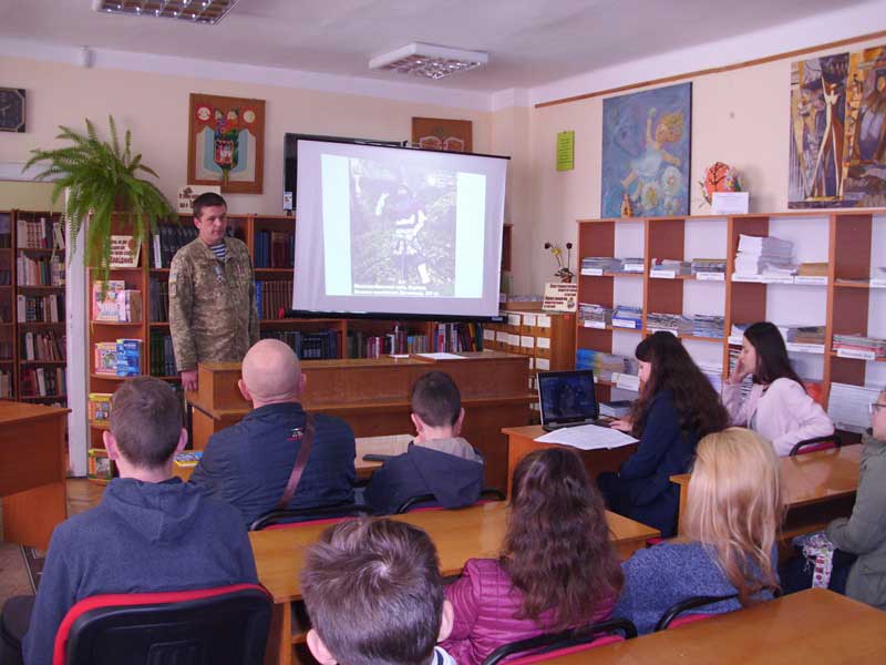 Зустріч студентів УТЕК КНТЕУ із Русланом Ференці