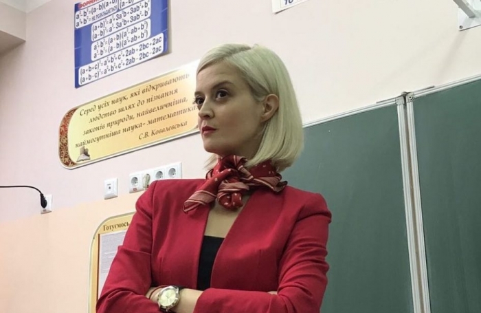 Дарина Петрівна - завуч із серіалу "Школа"