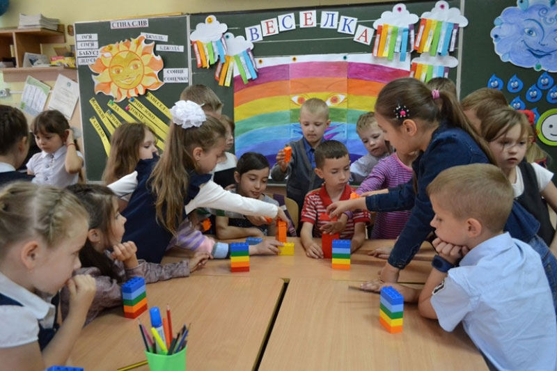Учні - заняття за принципами Нової українська школи
