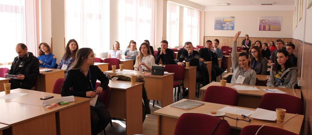 Всеукраїнська дебатна школа в УжНУ